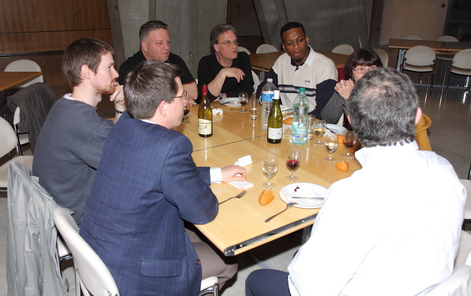 2009 - 04 - AG HCFR - 24